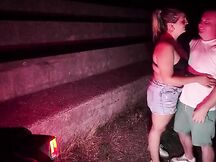 Scopata all'aperto con una cognata puttana