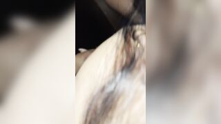 LA MIA PICCOLA SBORRATA IN GOLA AL GLORYHOLE