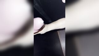 la mia piccola sborrata sul viso al gloryhole