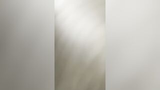 la mia piccola sborrata sul viso al gloryhole