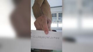 aiutalo a tenere allegro