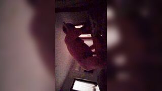 Anteprima del video: TORNATA DAL LAVORO CON UNA GRAN VOGLIA DI CAZZO