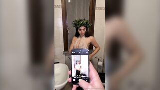 Festeggia la laurea con un pompino