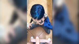 Pompino di San Valentino con sborrata in faccia