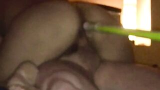 Anteprima del video: Moglie doppia penetrazione con macchina del sesso