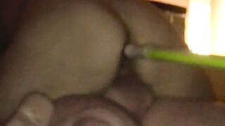 Moglie doppia penetrazione con macchina del sesso