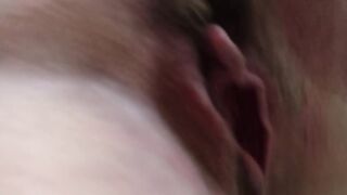 Mia moglie esibizionista si masturba